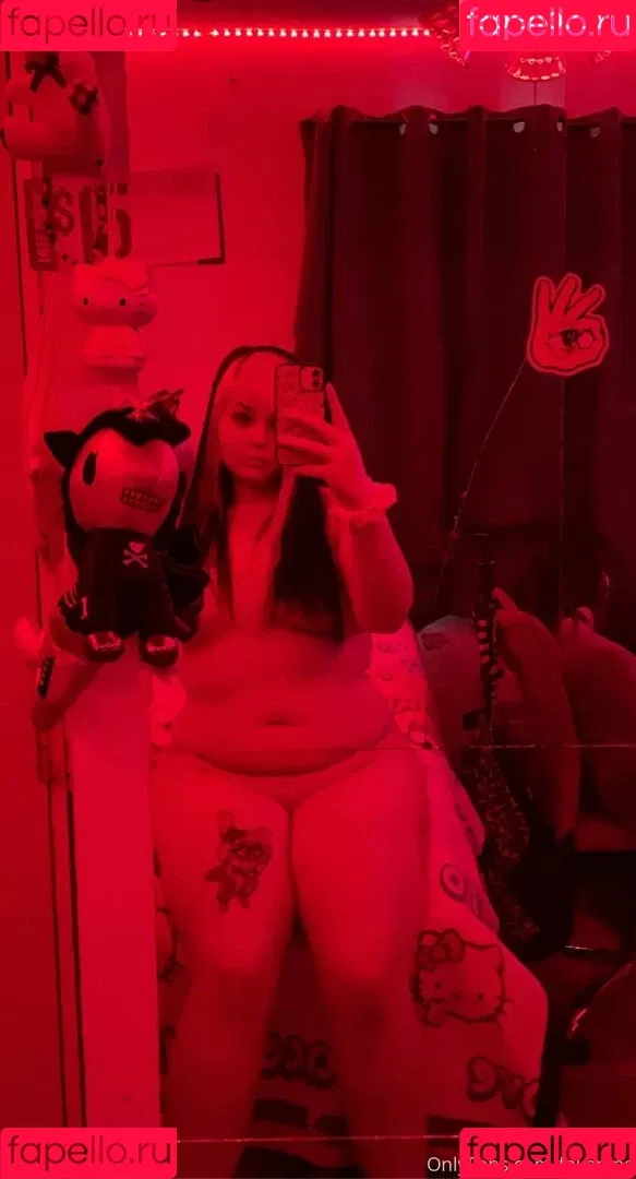 fakenips Onlyfans Photo Gallery 