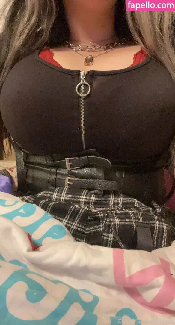 fakenips Onlyfans Photo Gallery 