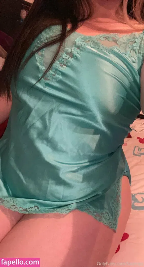 fakenips Onlyfans Photo Gallery 