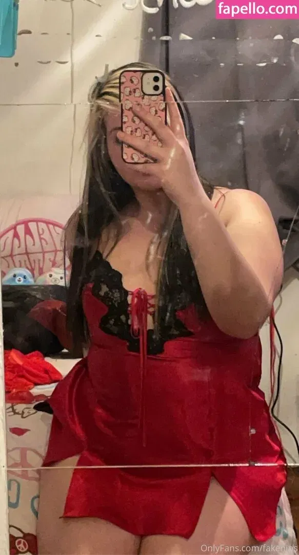 fakenips Onlyfans Photo Gallery 