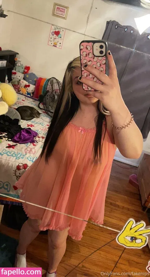 fakenips Onlyfans Photo Gallery 