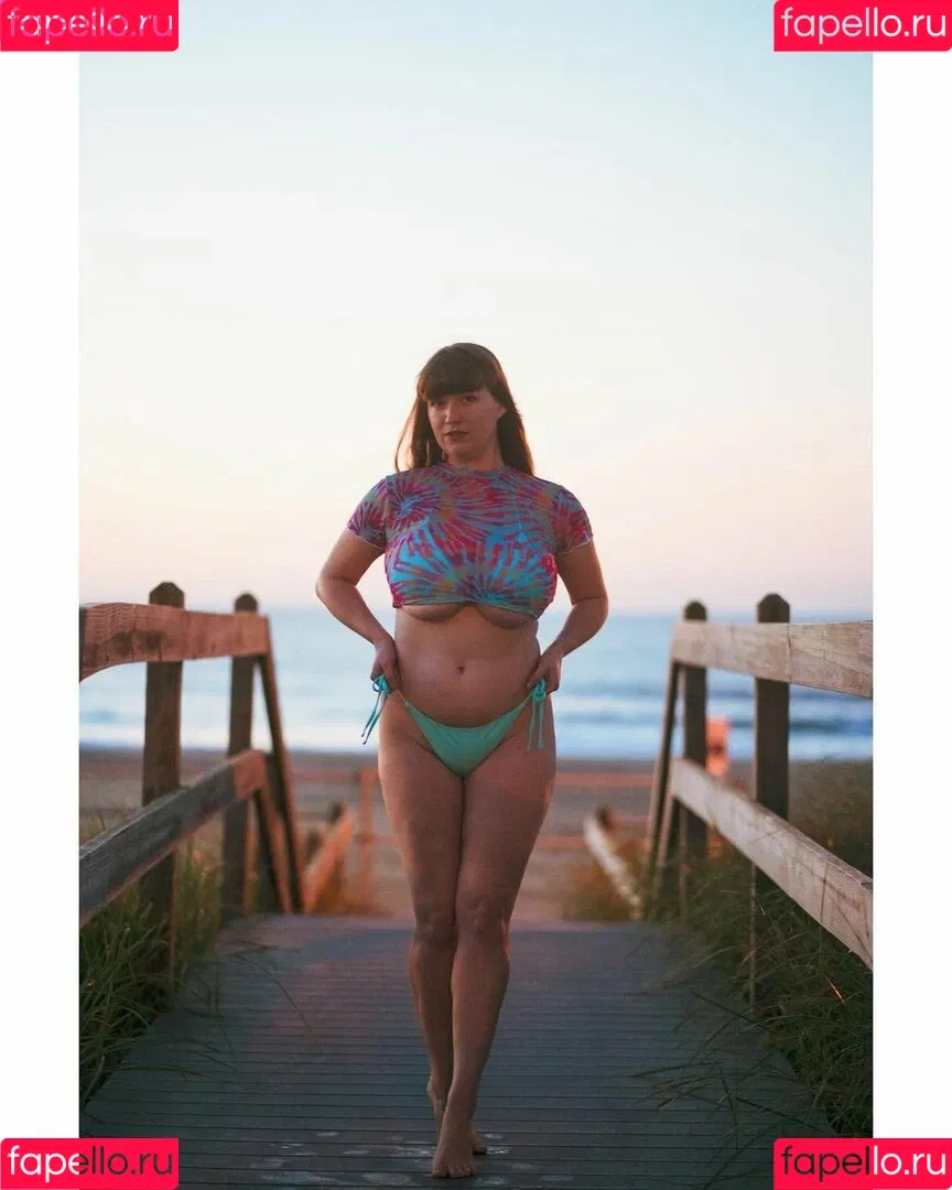loisplz Onlyfans Photo Gallery 