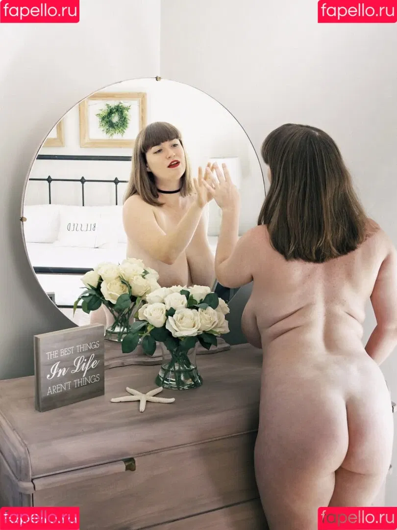 loisplz Onlyfans Photo Gallery 