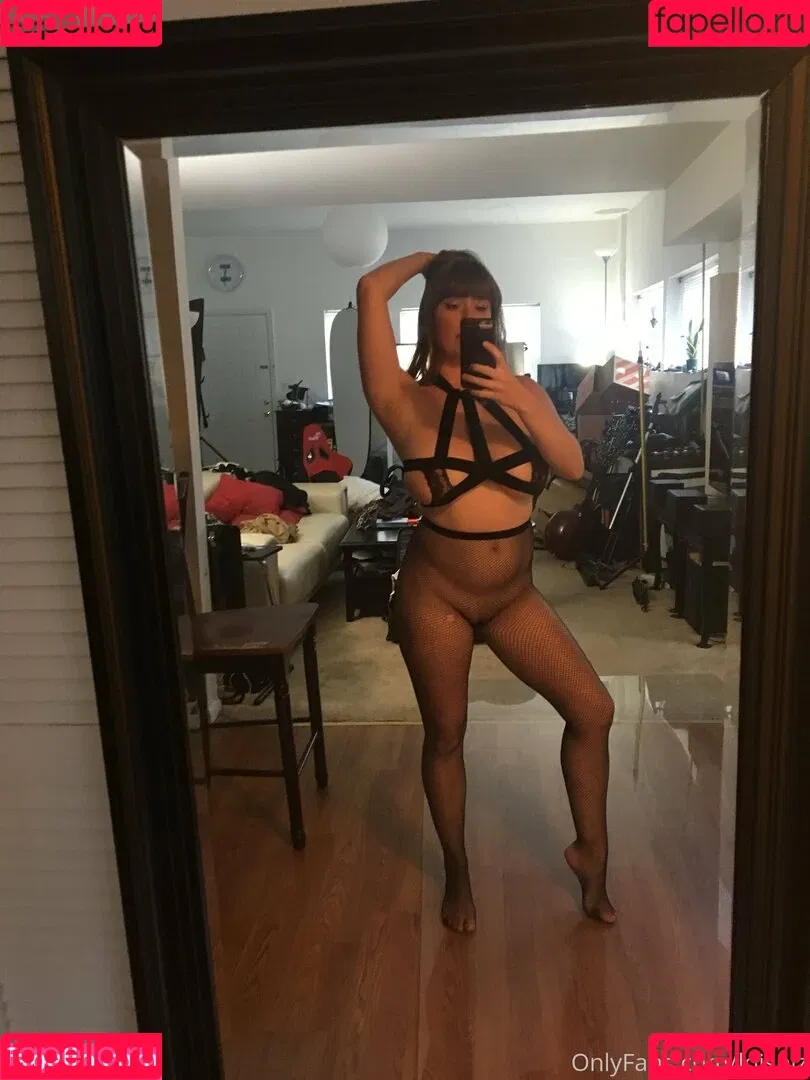 loisplz Onlyfans Photo Gallery 