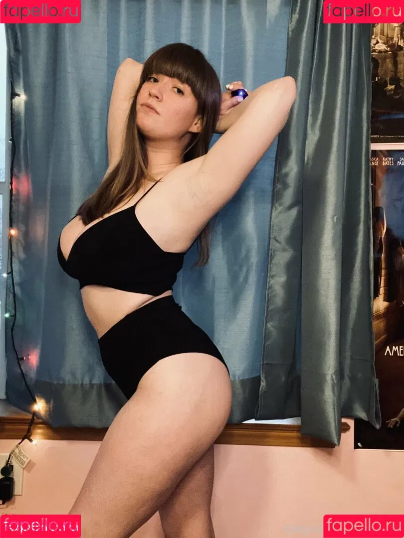 loisplz Onlyfans Photo Gallery 