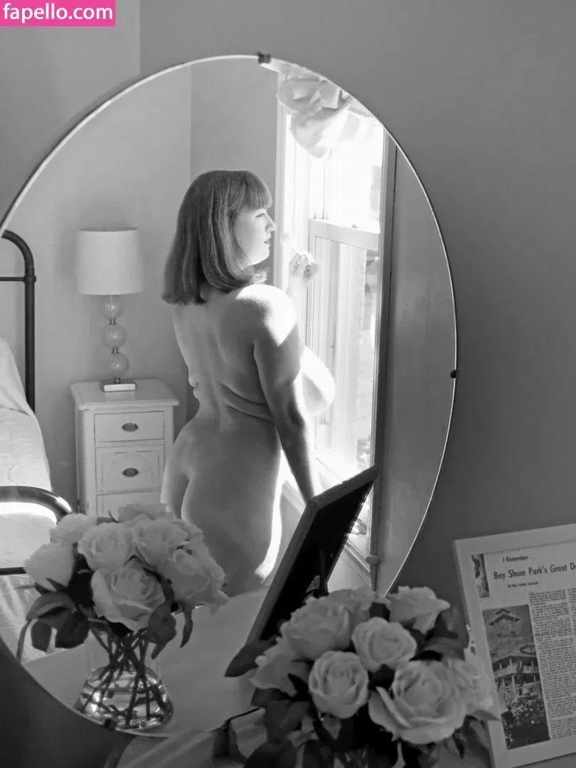 loisplz Onlyfans Photo Gallery 