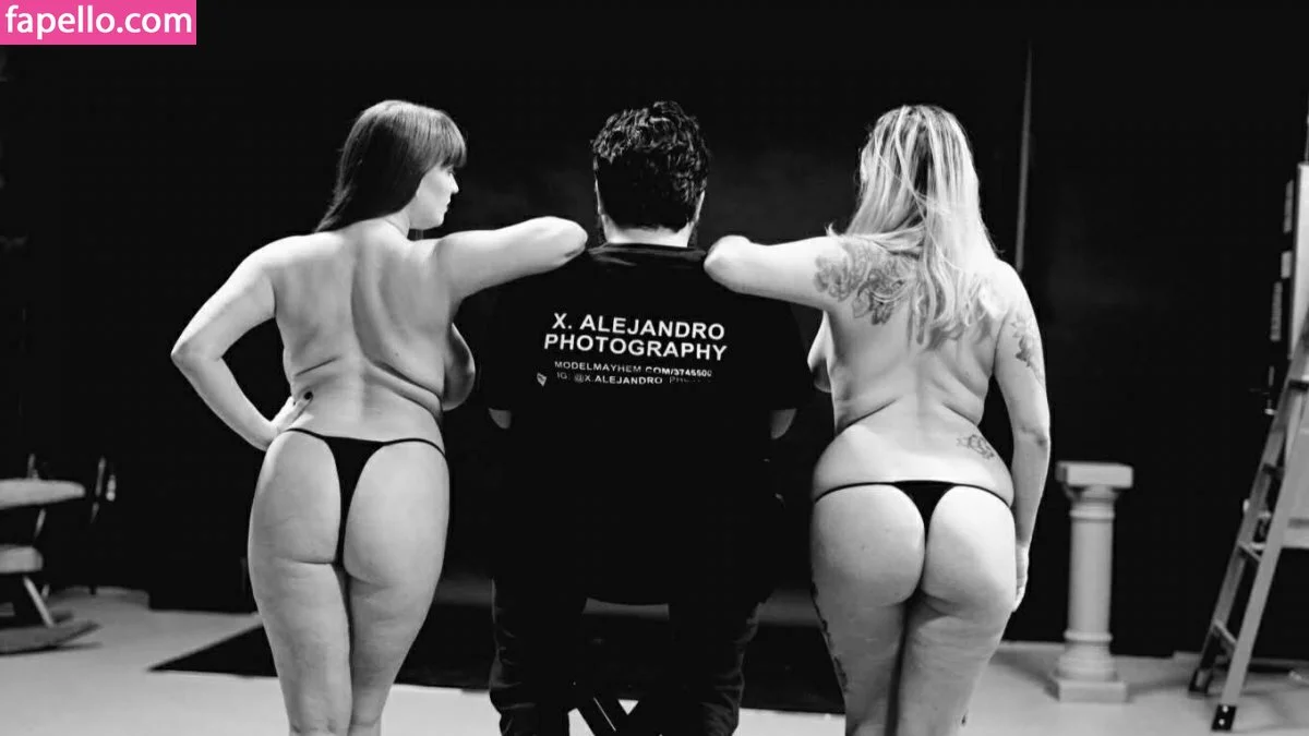 loisplz Onlyfans Photo Gallery 