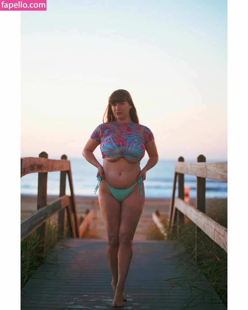 loisplz Onlyfans Photo Gallery 