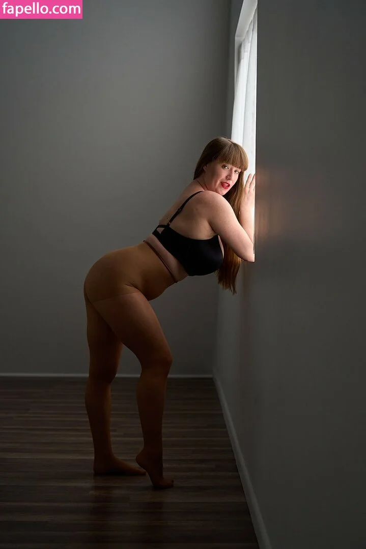 loisplz Onlyfans Photo Gallery 