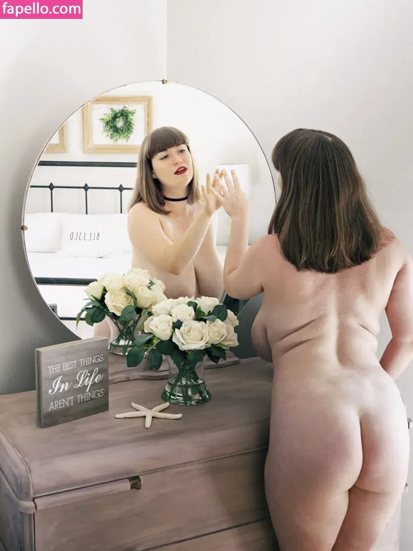 loisplz Onlyfans Photo Gallery 