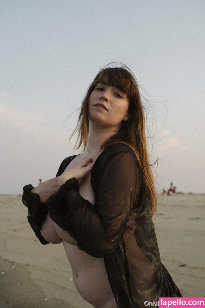 loisplz Onlyfans Photo Gallery 