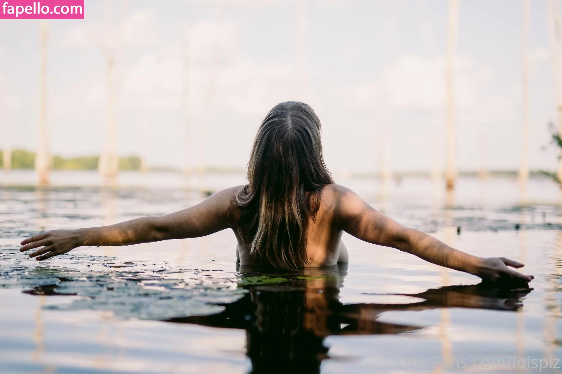 loisplz Onlyfans Photo Gallery 