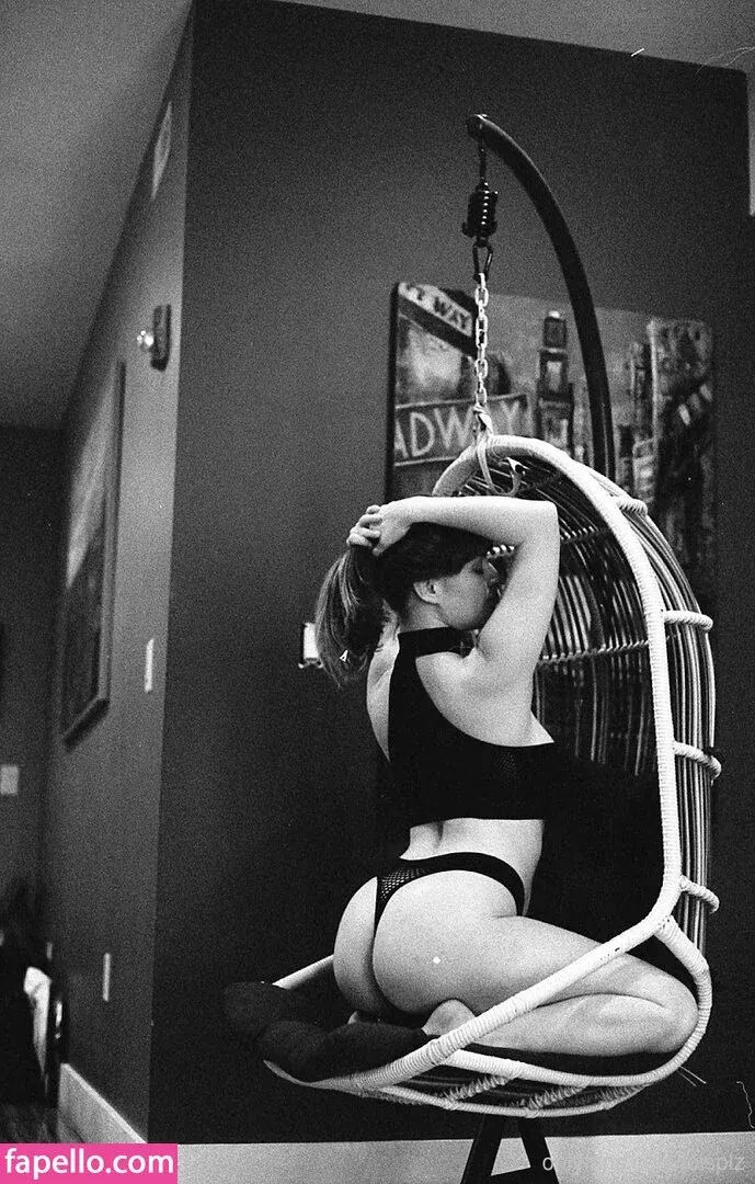 loisplz Onlyfans Photo Gallery 