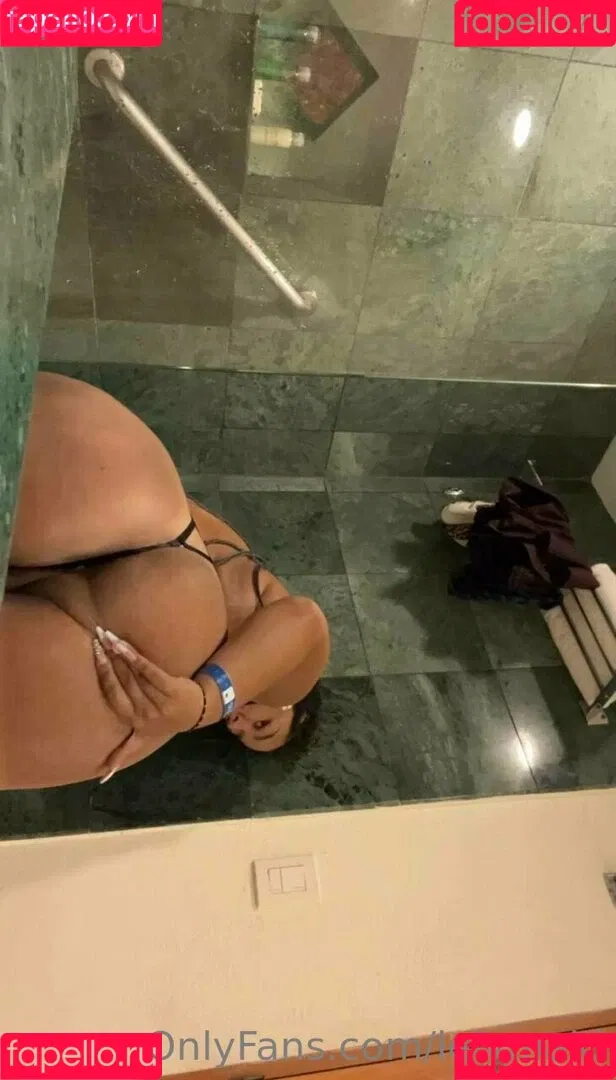 lelymaid Onlyfans Photo Gallery 