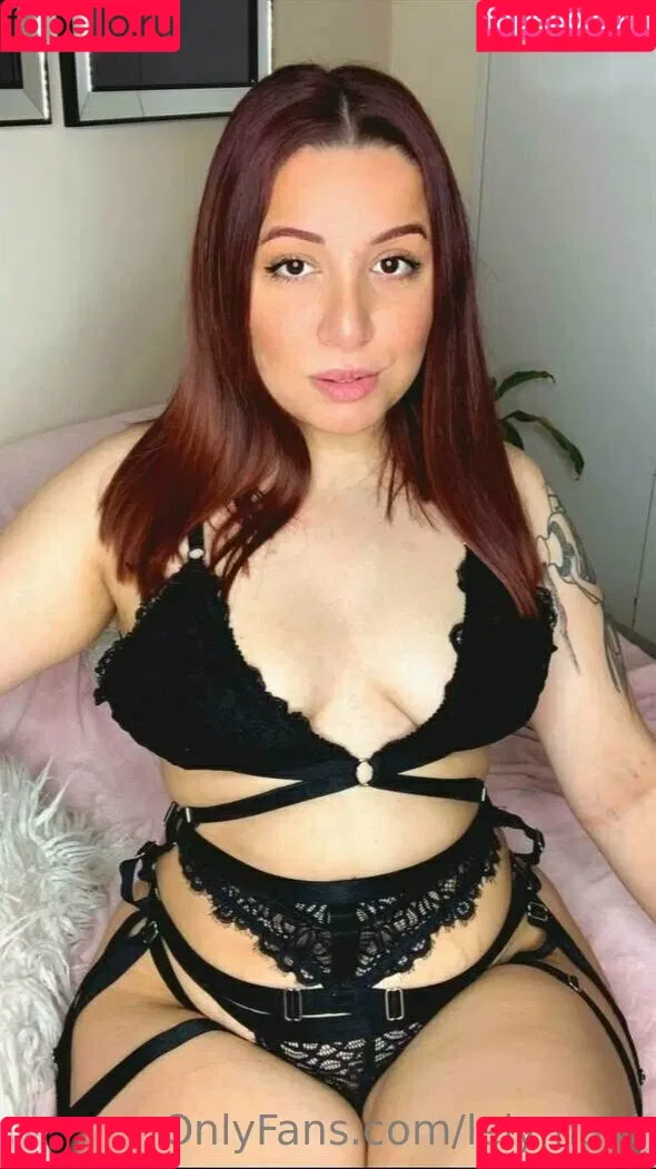 lelymaid Onlyfans Photo Gallery 
