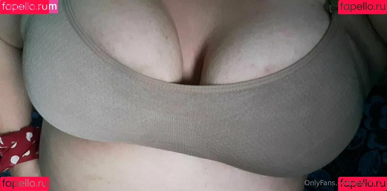 lelymaid Onlyfans Photo Gallery 