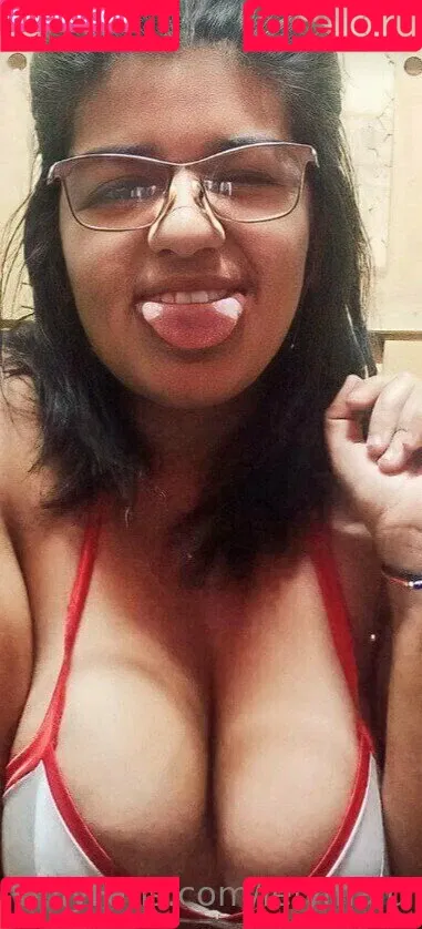 lelymaid Onlyfans Photo Gallery 