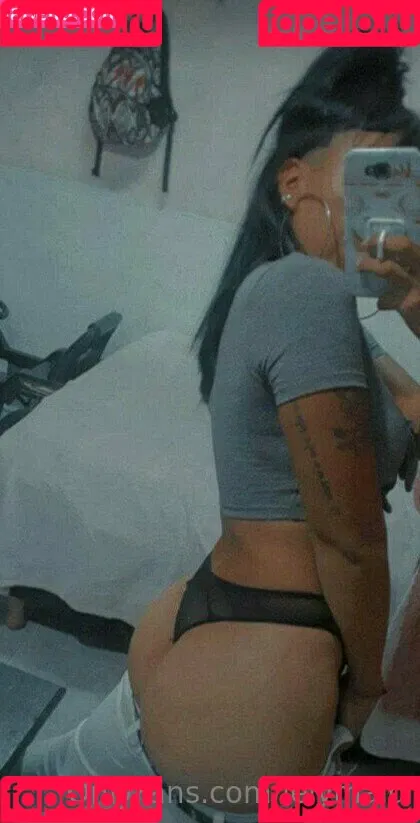lelymaid Onlyfans Photo Gallery 