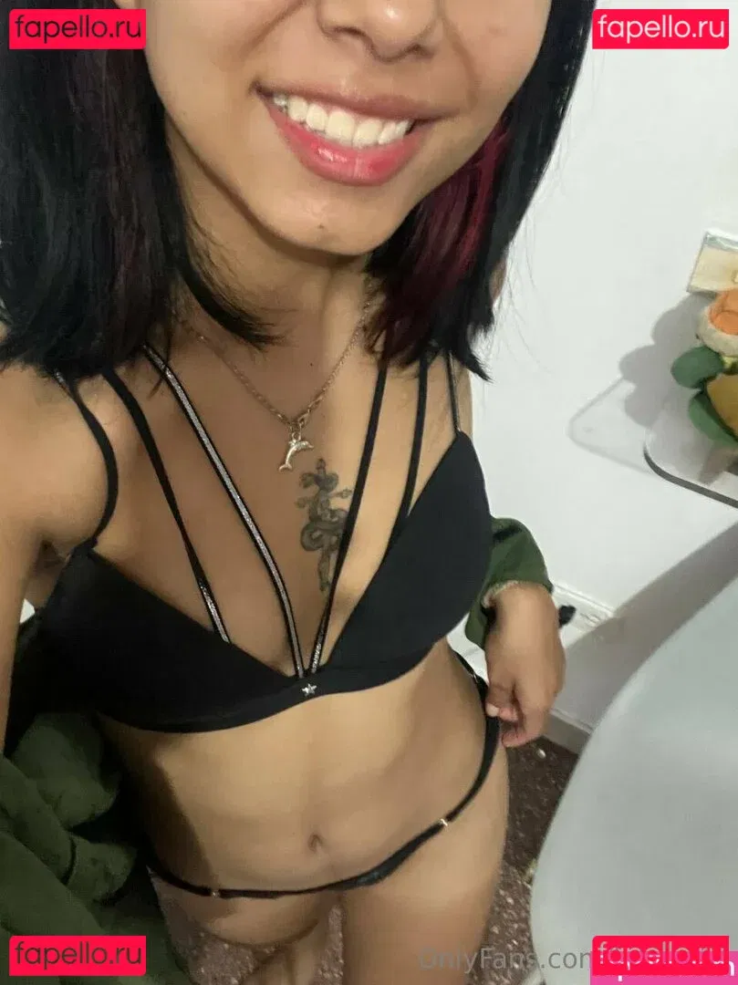 lelymaid Onlyfans Photo Gallery 