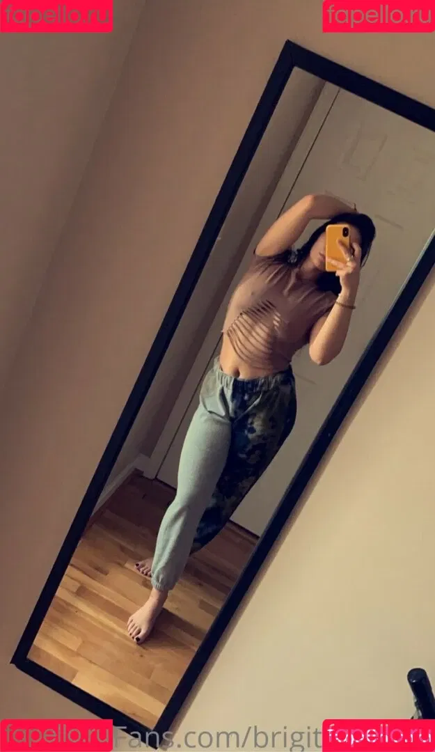 Brigitte Goudz Onlyfans Photo Gallery 