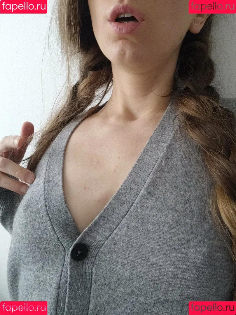 cute.girlfriend Onlyfans Photo Gallery 