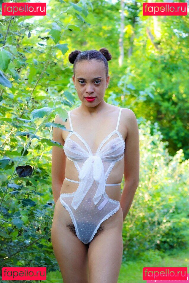 Peachy_Bush Nude Onlyfans Photo 7