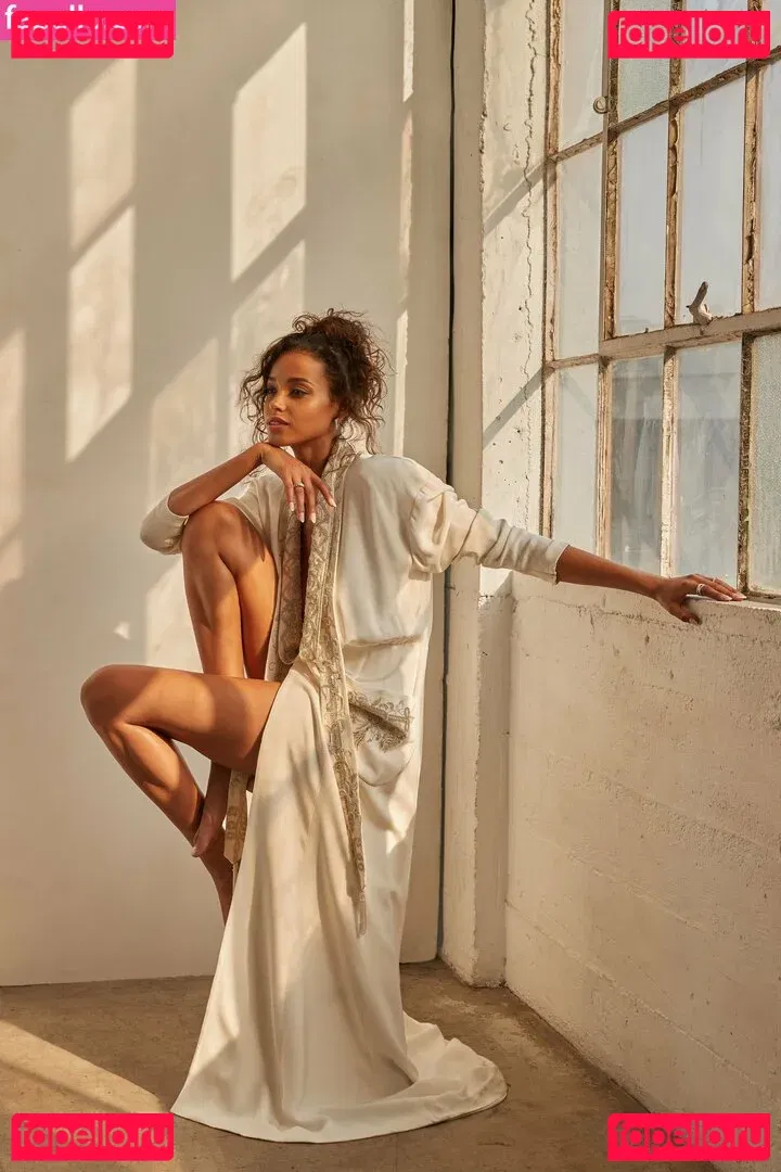 Ella Balinska Onlyfans Photo Gallery 