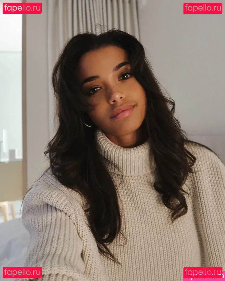 Ella Balinska Onlyfans Photo Gallery 