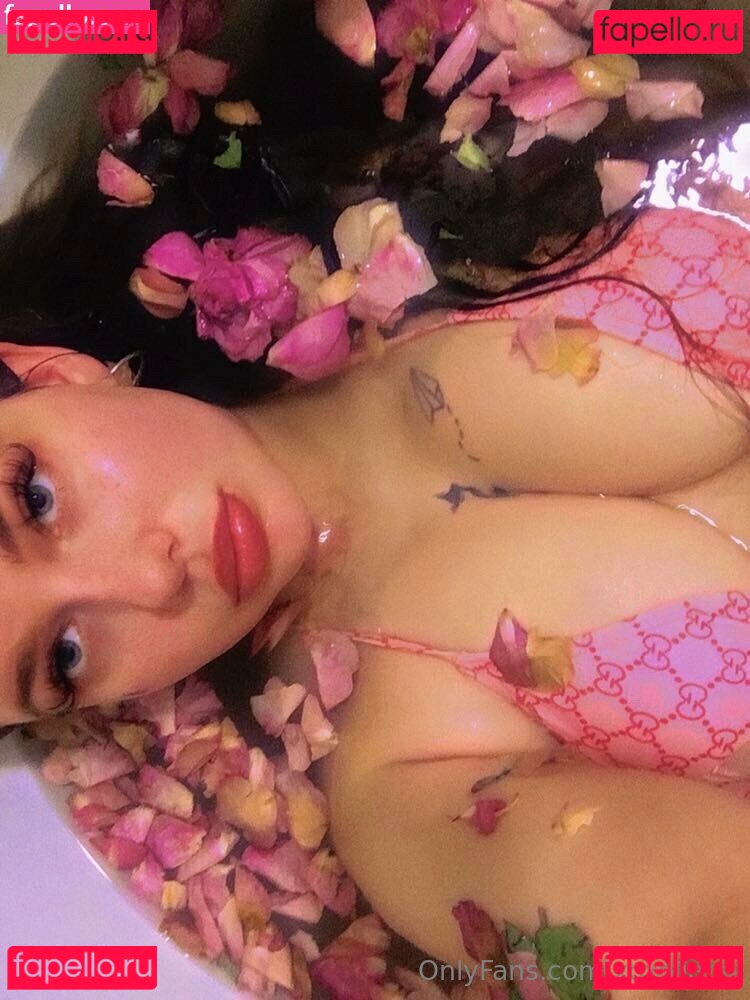onlyfanslatvia Nude Onlyfans Photo 7