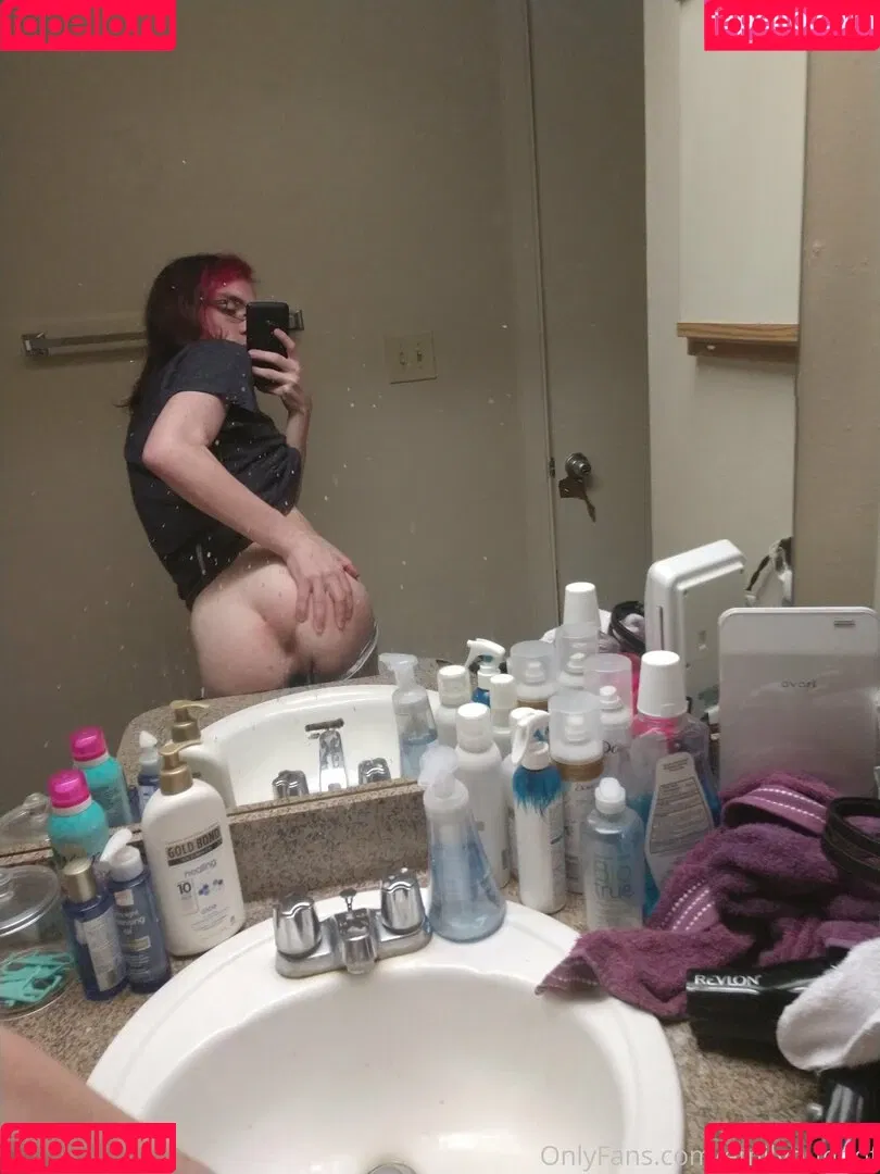 emilybunoof Onlyfans Photo Gallery 