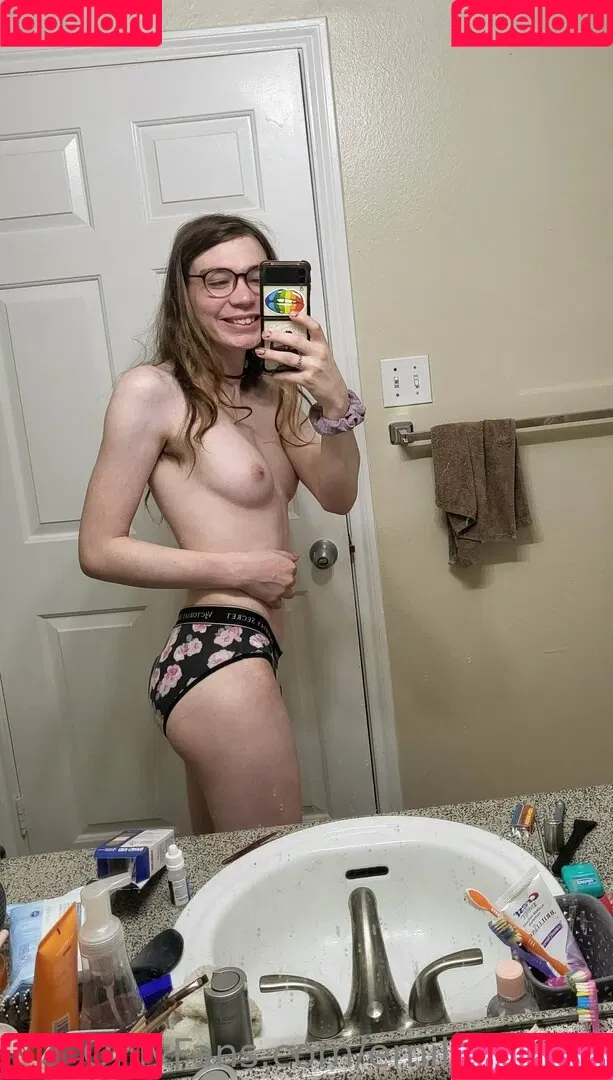 emilybunoof Onlyfans Photo Gallery 