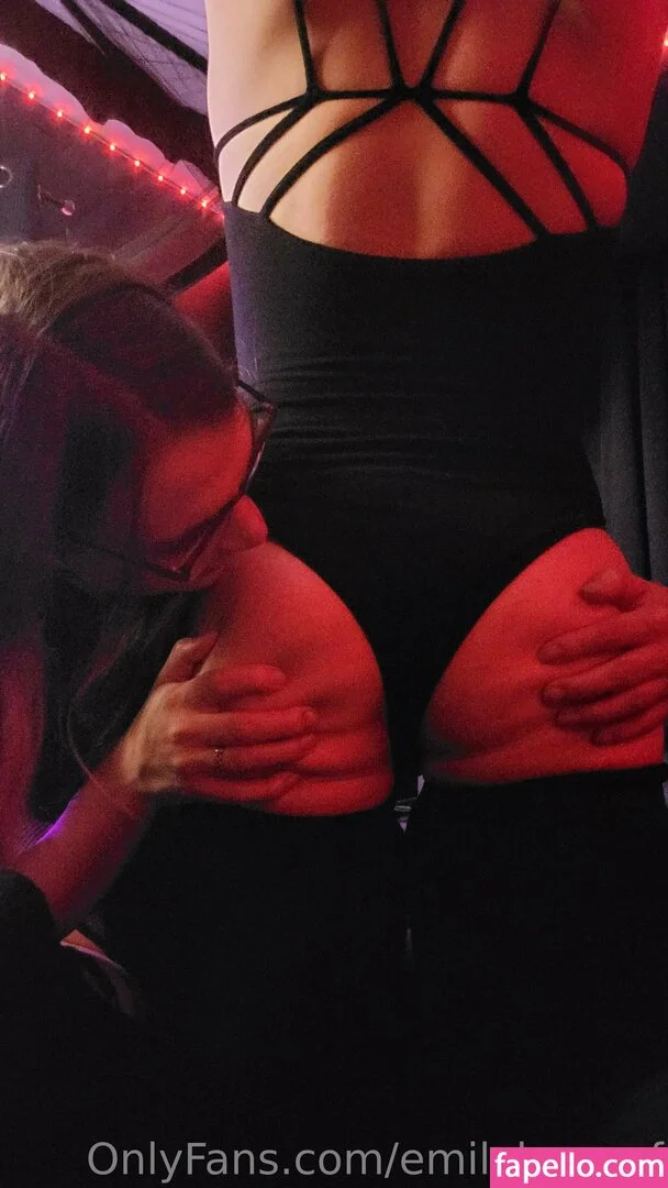 emilybunoof Onlyfans Photo Gallery 