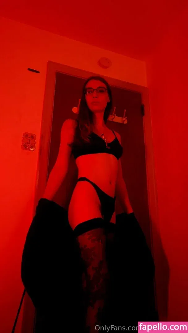 emilybunoof Onlyfans Photo Gallery 