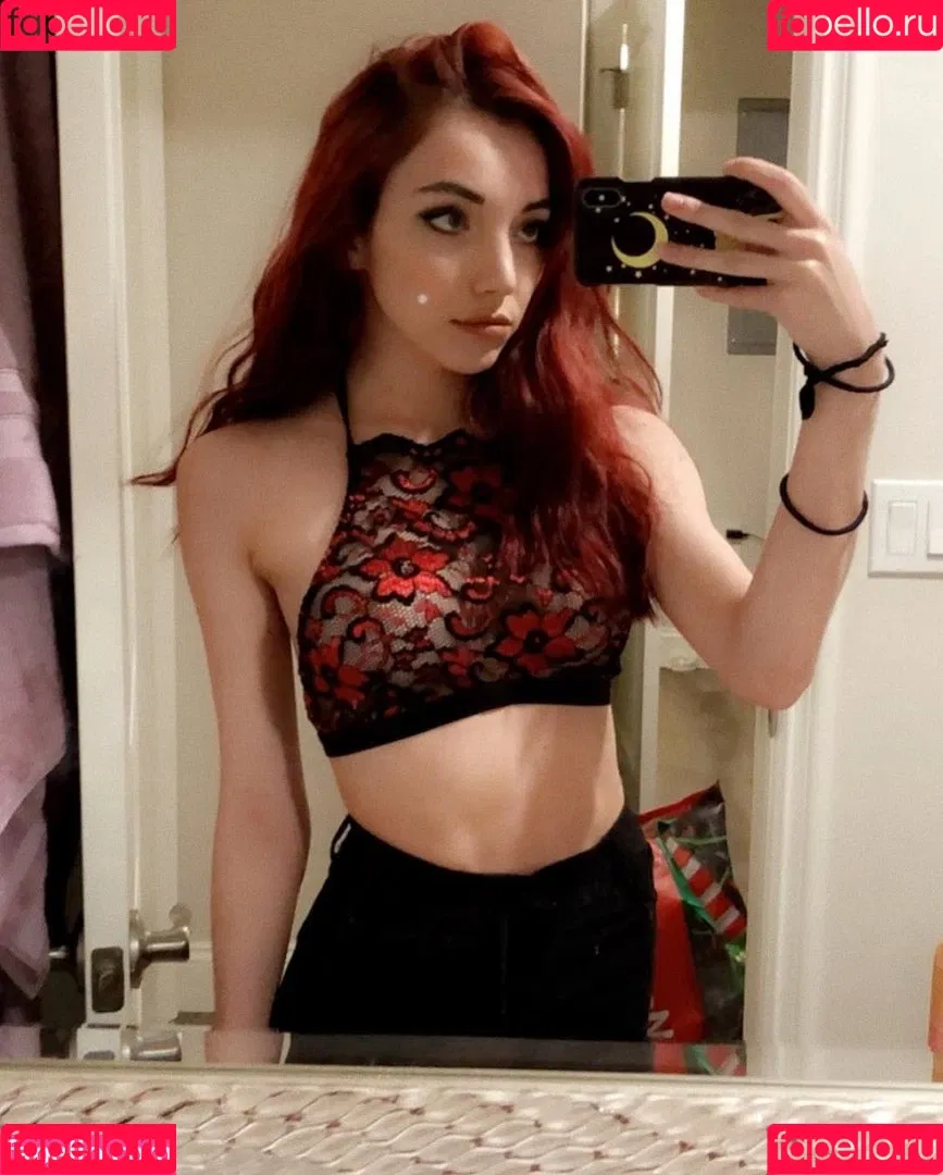 moonstreuxx Onlyfans Photo Gallery 