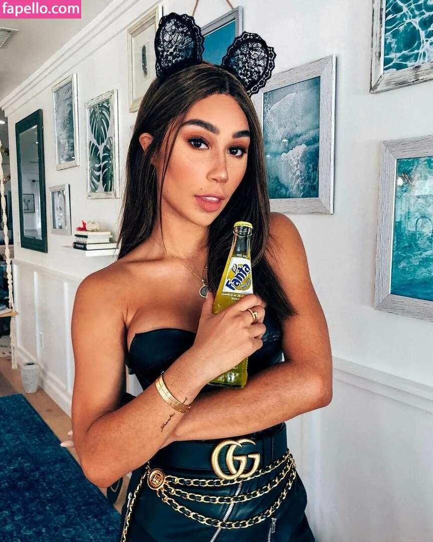 Eva Gutowski Onlyfans Photo Gallery 