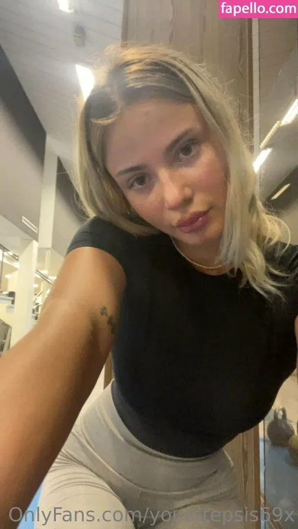 yourstepsis69x Onlyfans Photo Gallery 