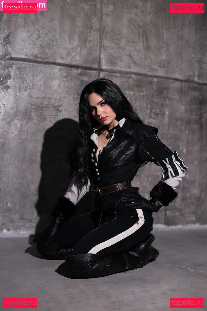 Purple Amelie Onlyfans Photo Gallery 