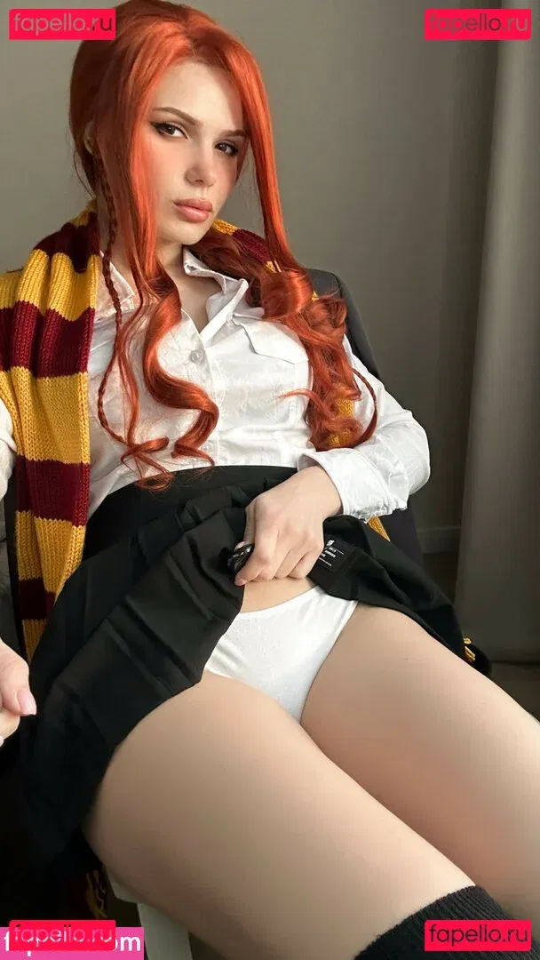 Purple Amelie Onlyfans Photo Gallery 