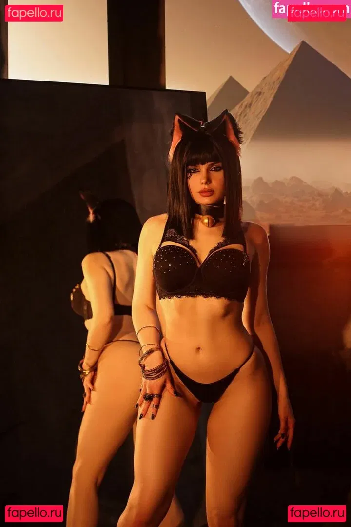 Purple Amelie Onlyfans Photo Gallery 