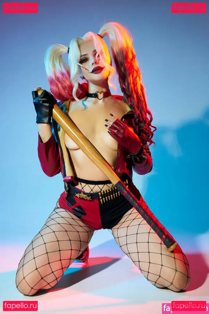 Purple Amelie Onlyfans Photo Gallery 