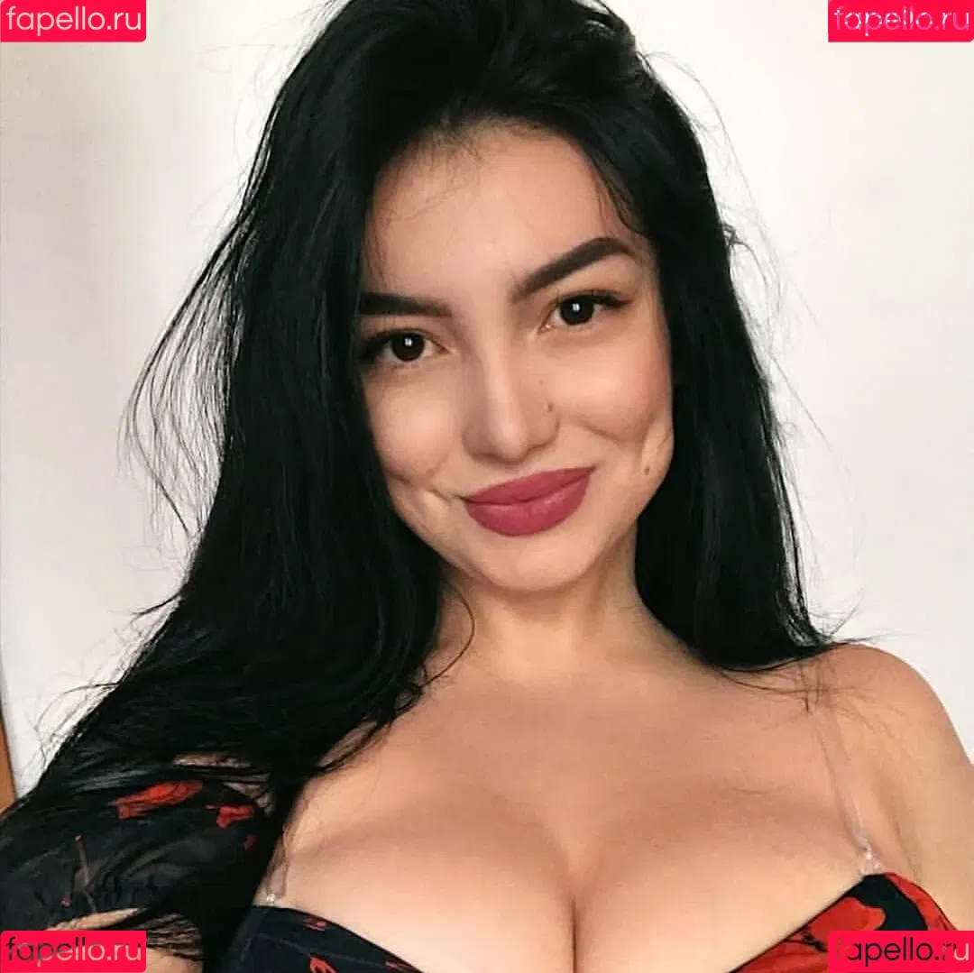 Asa Lochka Onlyfans Photo Gallery 