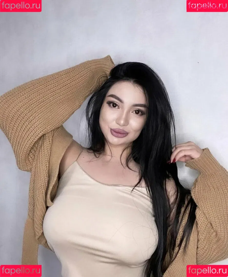 Asa Lochka Onlyfans Photo Gallery 