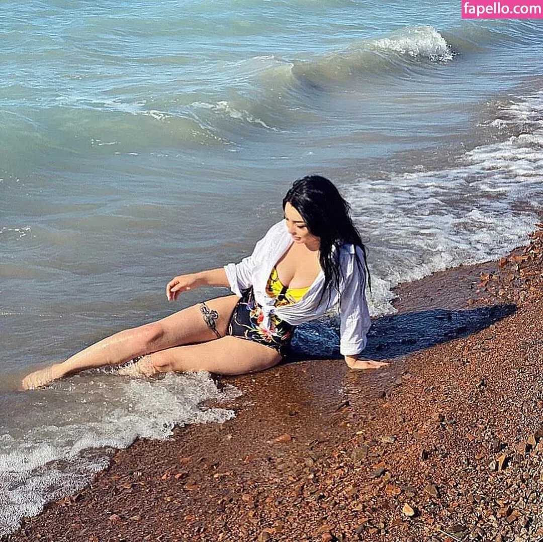 Asa Lochka Onlyfans Photo Gallery 