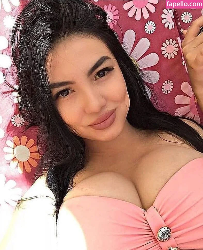 Asa Lochka Onlyfans Photo Gallery 