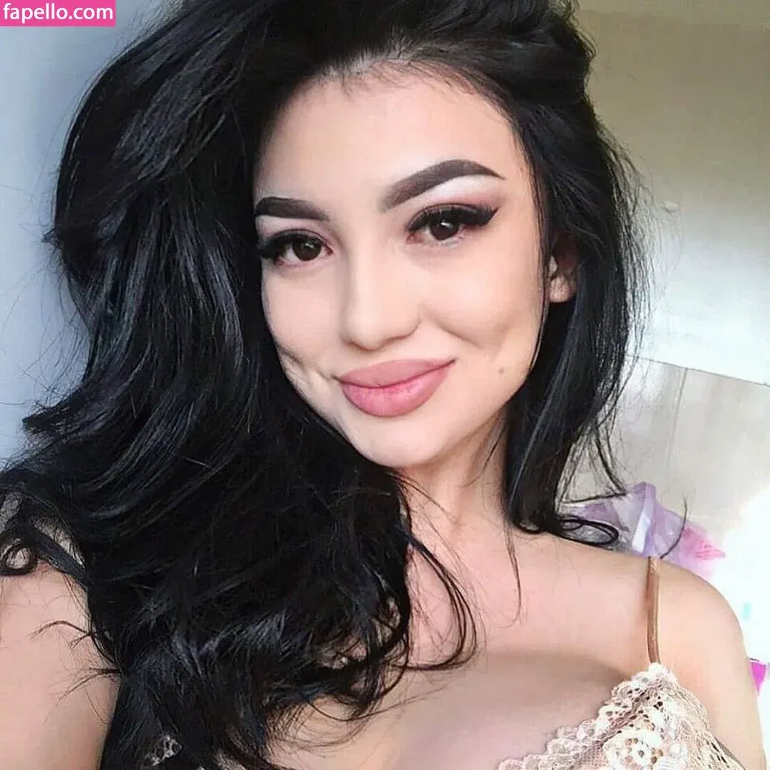 Asa Lochka Onlyfans Photo Gallery 