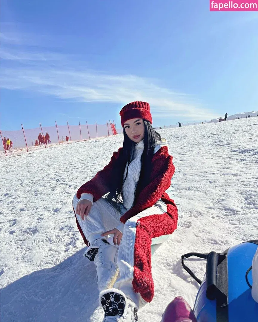 Asa Lochka Onlyfans Photo Gallery 