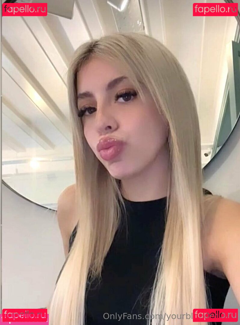 yourblondetinax Nude Onlyfans Photo 8