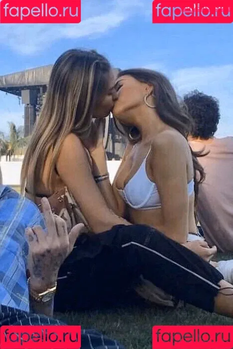 Madison Beer Onlyfans Photo Gallery 