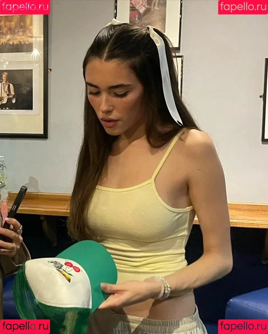 Madison Beer Onlyfans Photo Gallery 