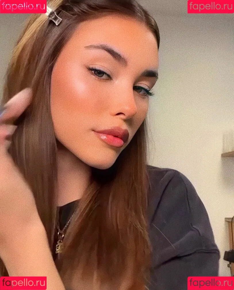 Madison Beer Onlyfans Photo Gallery 